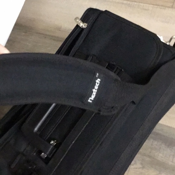 Nextech Leather Business Case With Laptop Sleeve NWOT - Picture 13 of 16